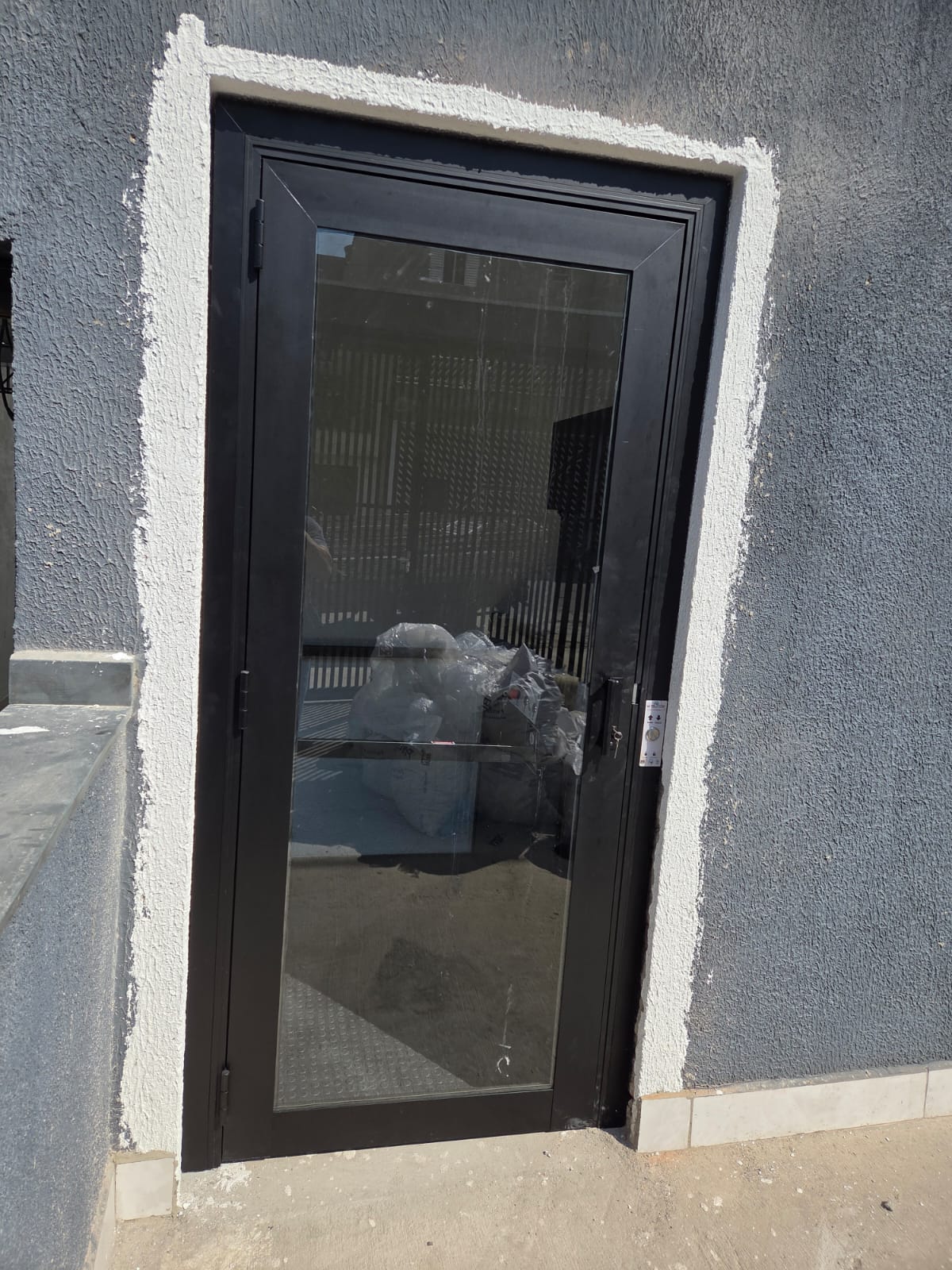 imagens de Modelos Meia Cabine e Cabinado com Portas