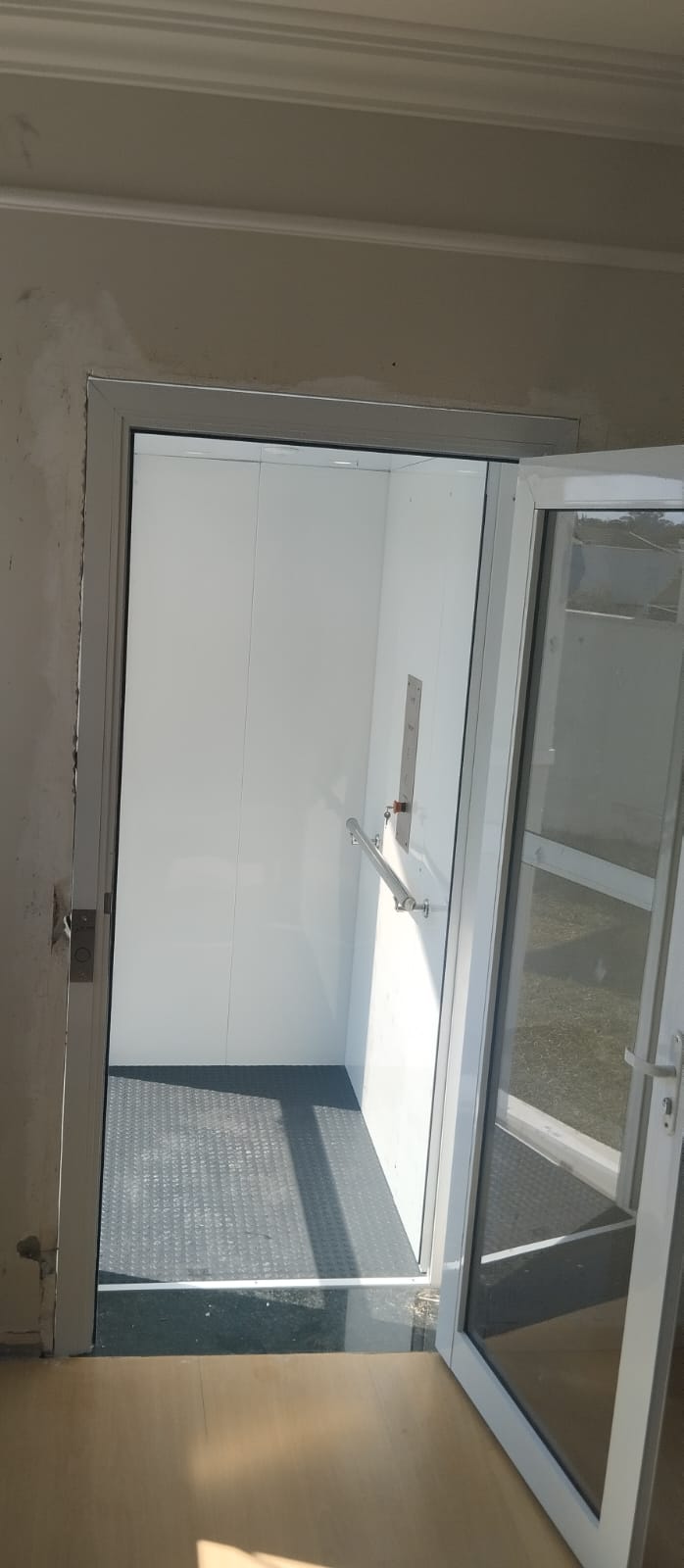 imagens de Modelos Meia Cabine e Cabinado com Portas