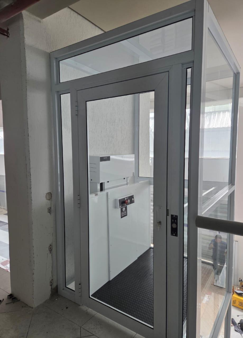 imagens de Modelos Plataformas Enclausuradas