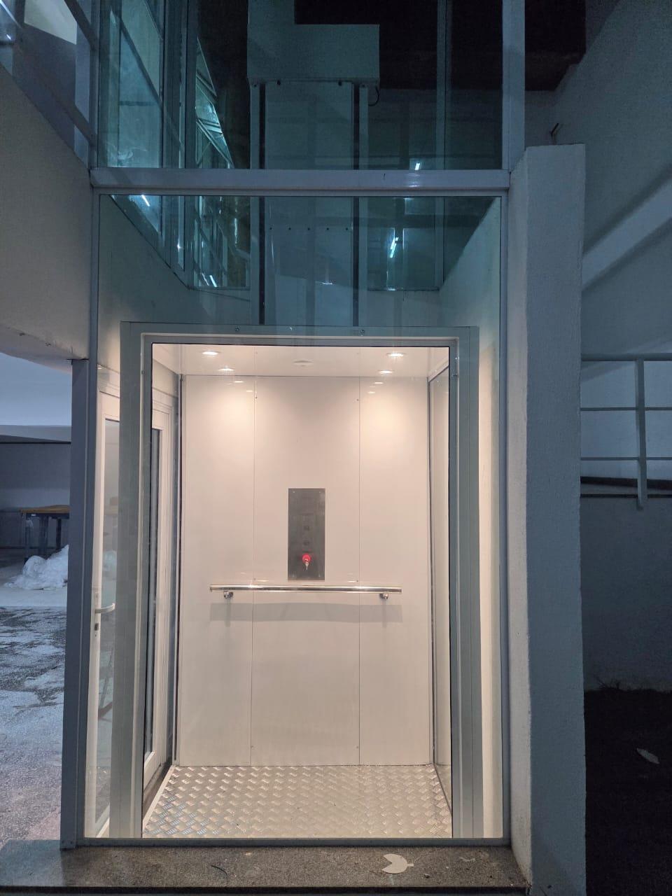 imagens de Modelos Plataformas Enclausuradas